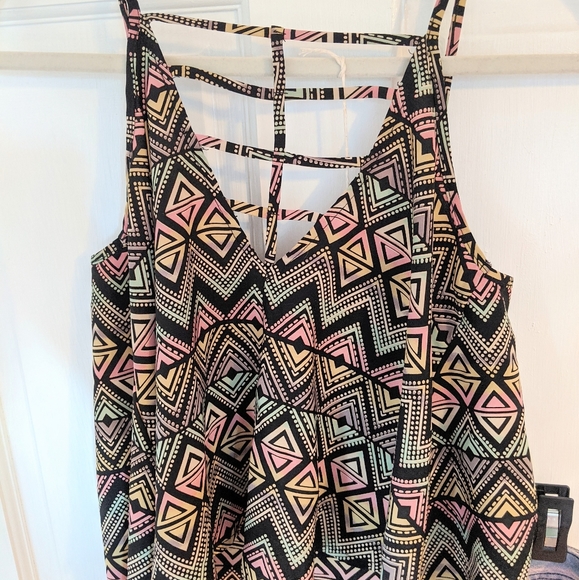 SALE🎆Tribal print spaghetti-strap top - Picture 3 of 3